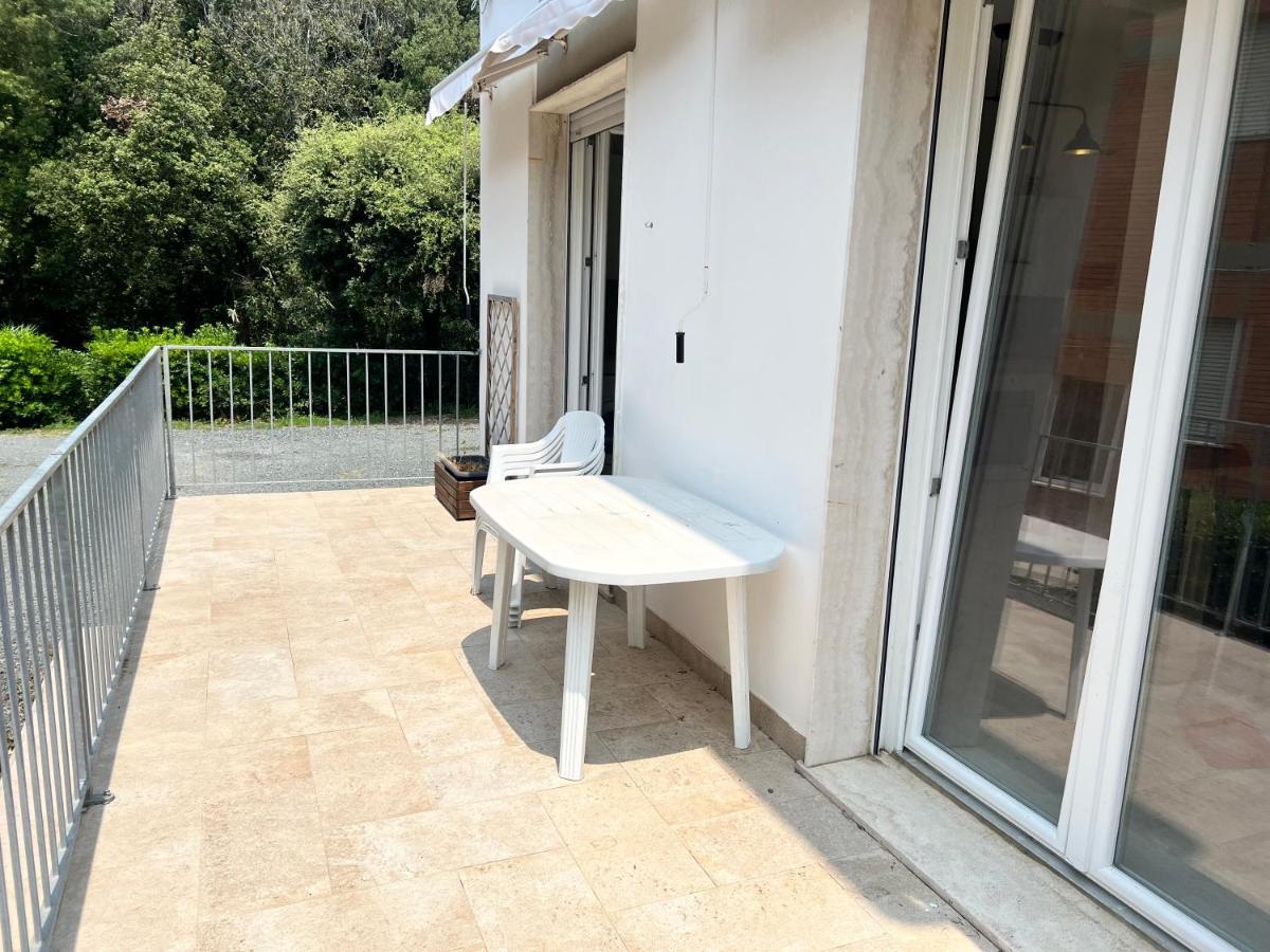 I Lecci Βίλα Λιβόρνο Εξωτερικό φωτογραφία