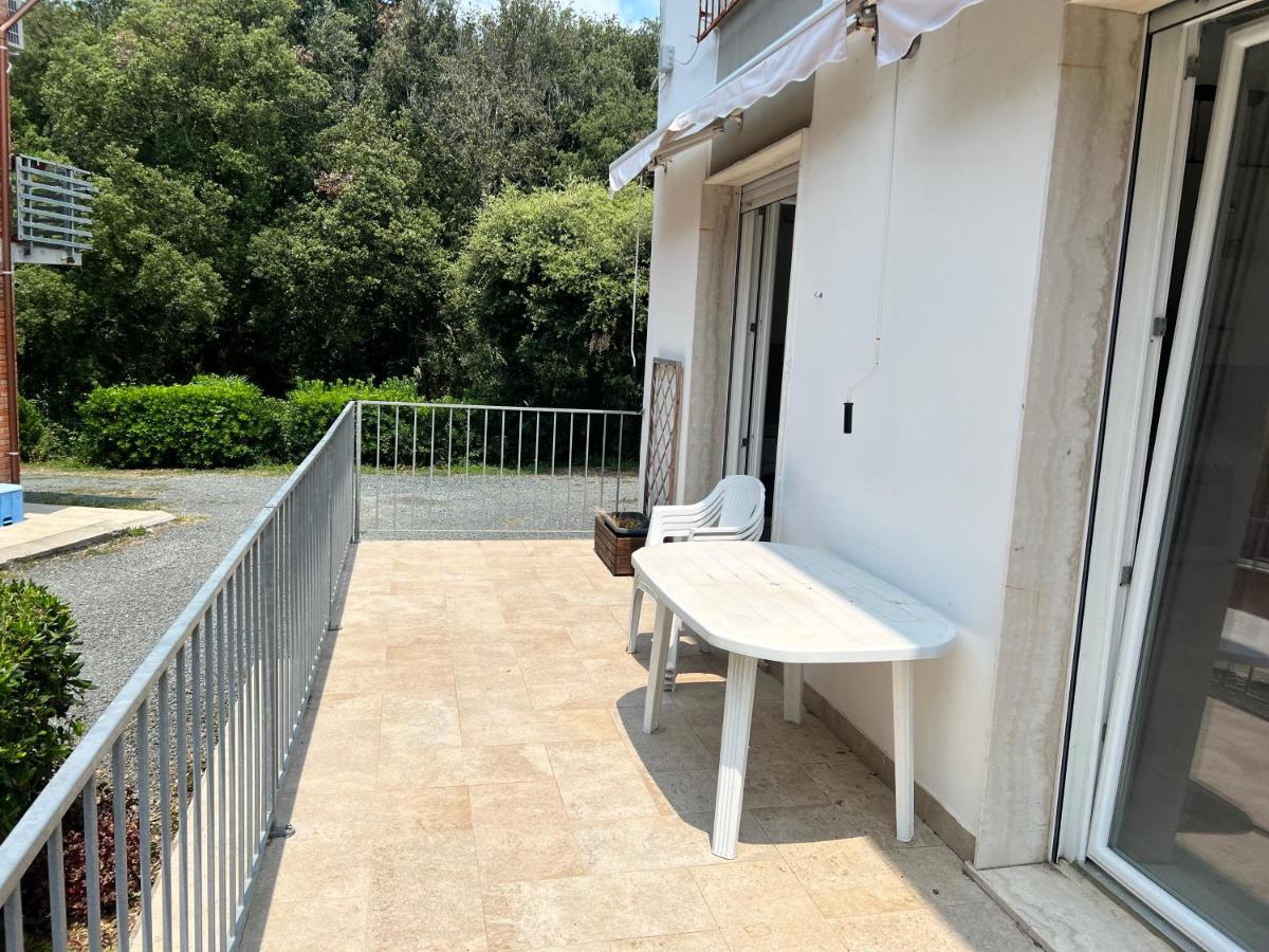 I Lecci Βίλα Λιβόρνο Εξωτερικό φωτογραφία